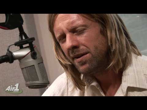 Air1 - Switchfoot &quot;Your Love is a Song&quot; LIVE